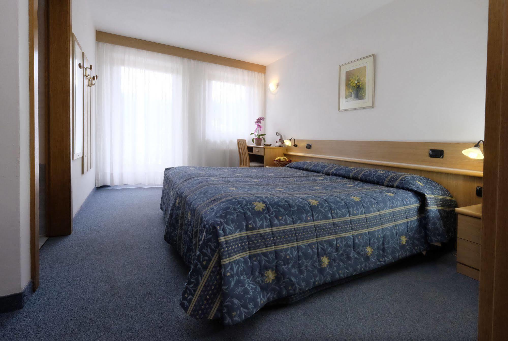 Albergo Antico Predazzo Εξωτερικό φωτογραφία